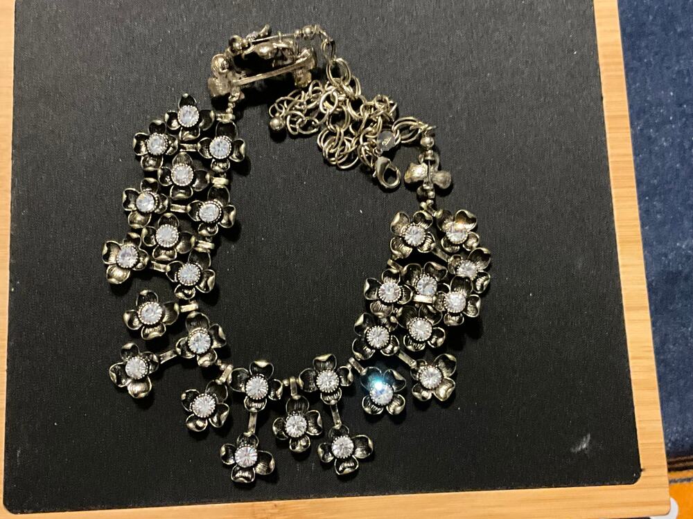 Vintage Joan Rivers 18in Layered Crystal Dogwood Flowers